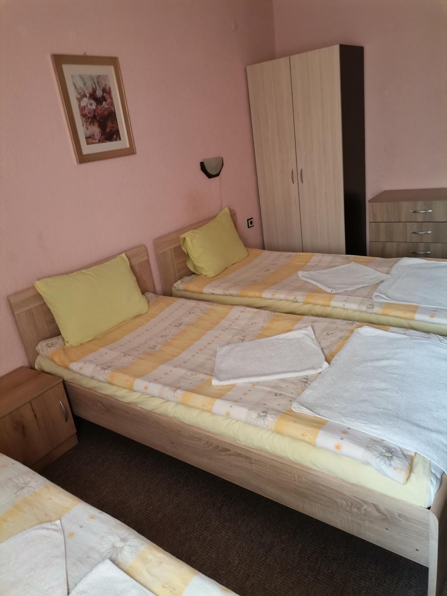 Family Hotel Santo Bansko Esterno foto